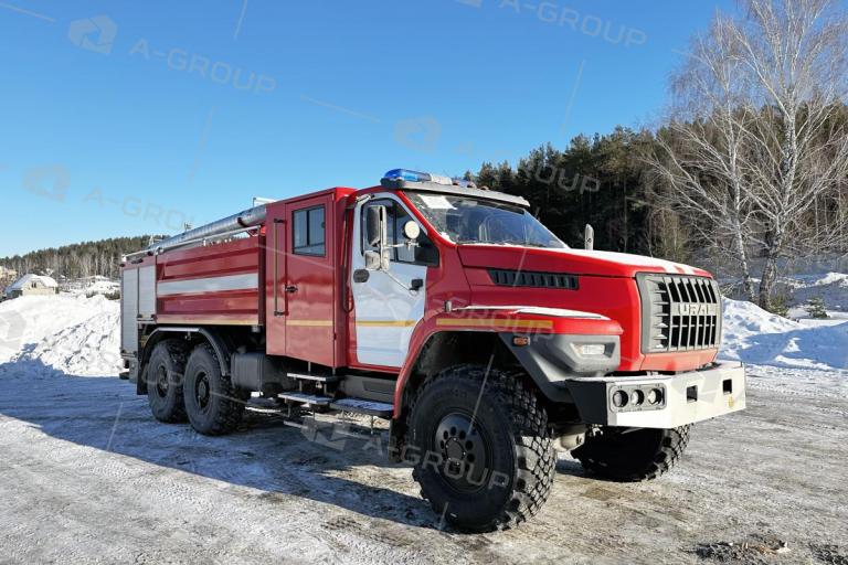 Автоцистерна пожарная АЦ-8-40 на шасси Урал 4320-72